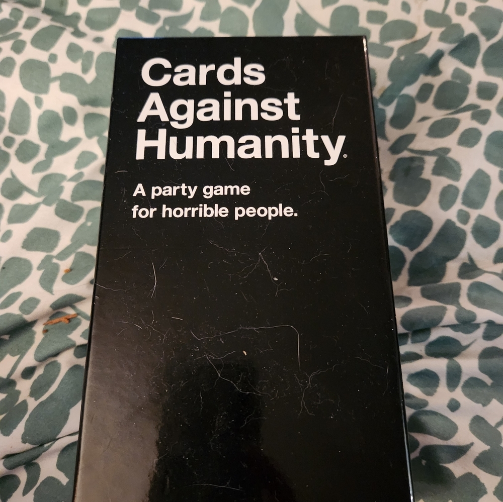 Cards against humanity card deck